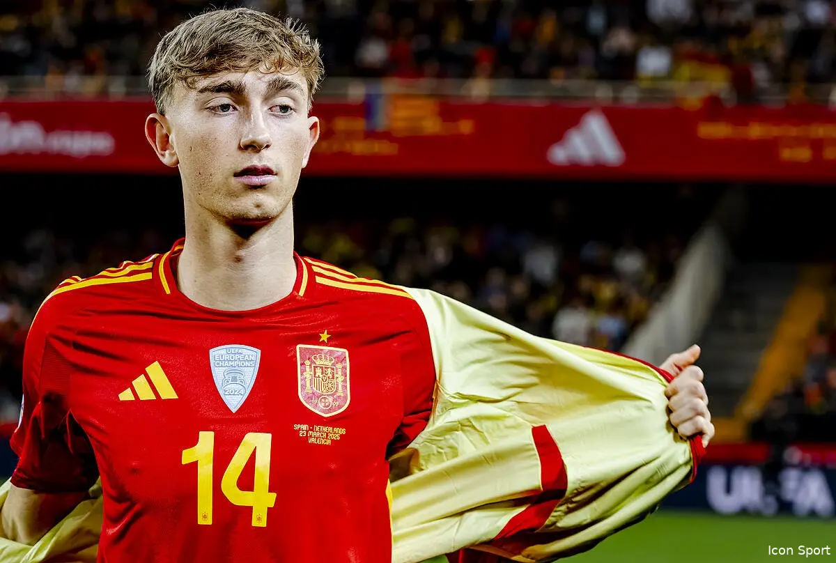 Le Real Madrid officialise la signature de Huijsen