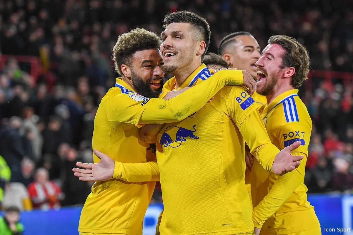 Ang : Leeds remonte en Premier League
