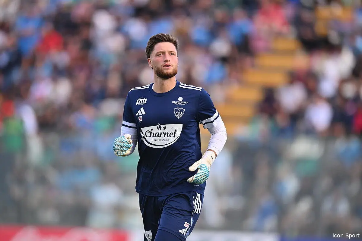 Lees-Melou titulaire avec Brest contre Naples