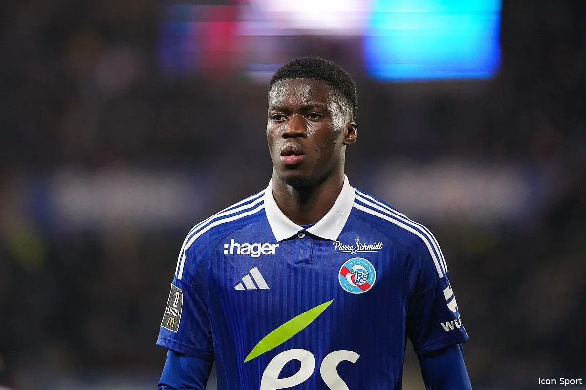 Mamadou Sarr signe jusqu'en 2033 à Chelsea