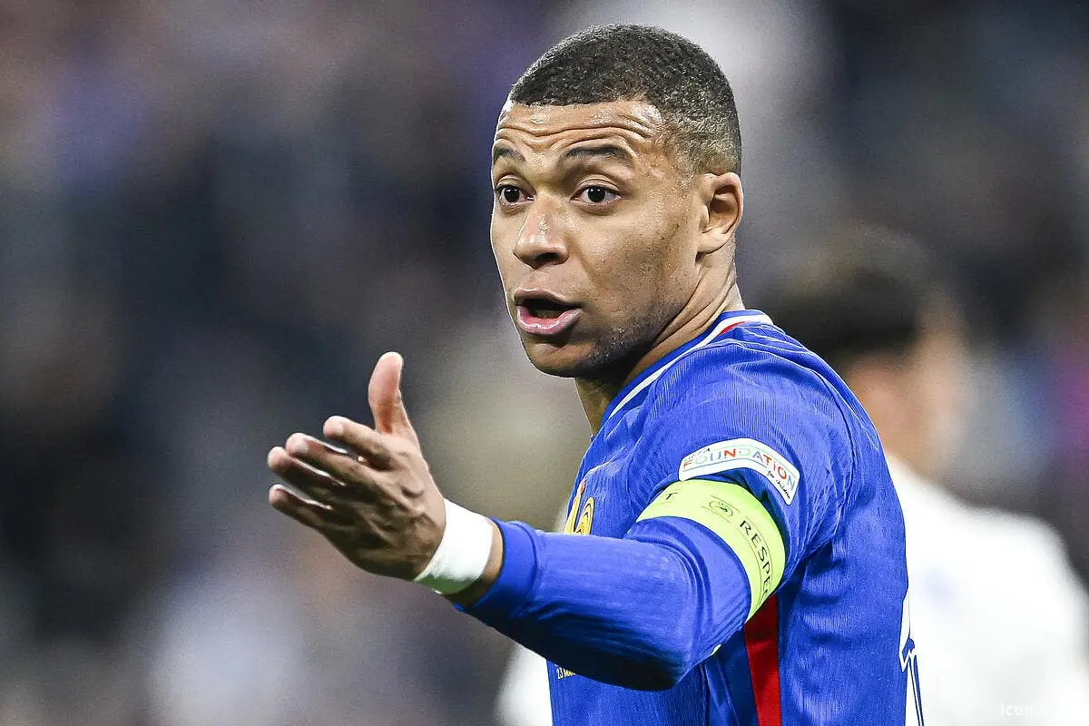 mbappe traite de menteur par le canard enchaine iconsport 255779 1601 396313