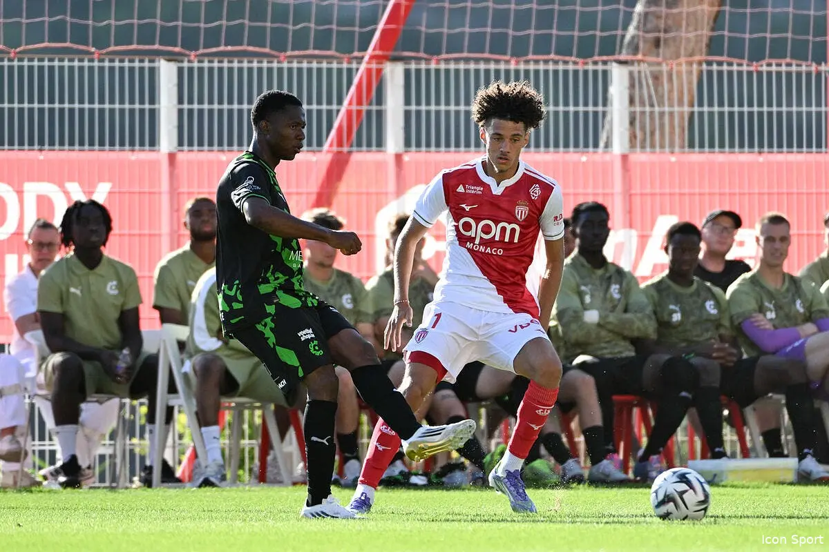 Le PSG lui passe sous le nez, Akliouche devient fou
