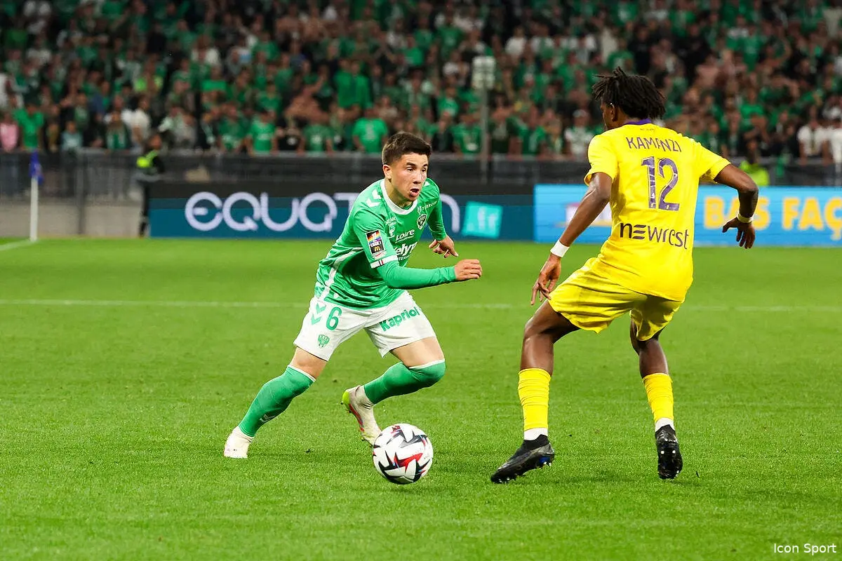 Officiel : Bouchouari quitte l’ASSE, les Verts récupèrent 4 ME