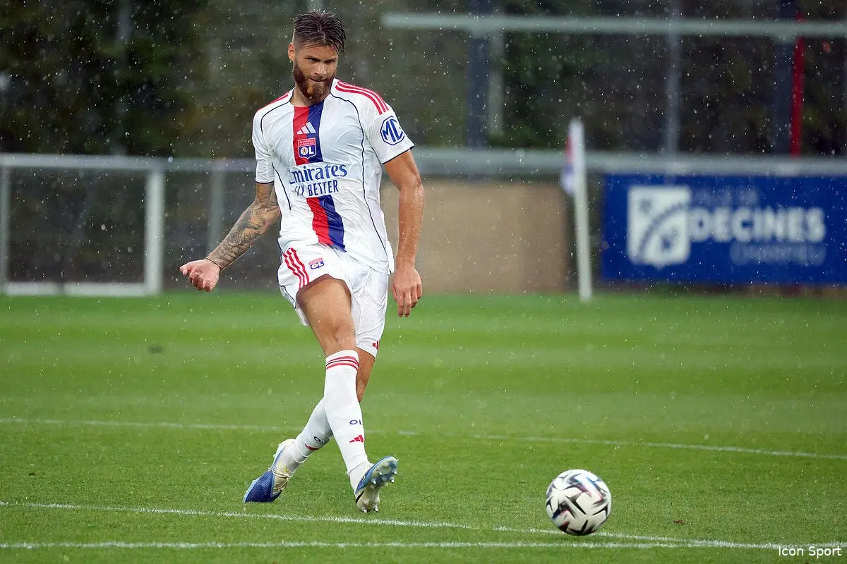Officiel : L'OL prête Duje Caleta-Car en Espagne