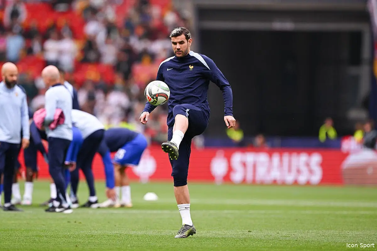Officiel : Theo Hernandez signe à Al-Hilal