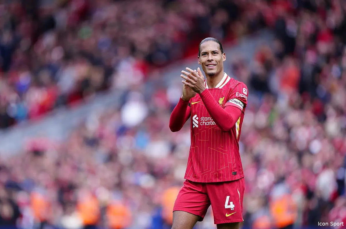 Officiel : Van Dijk imite Salah et prolonge