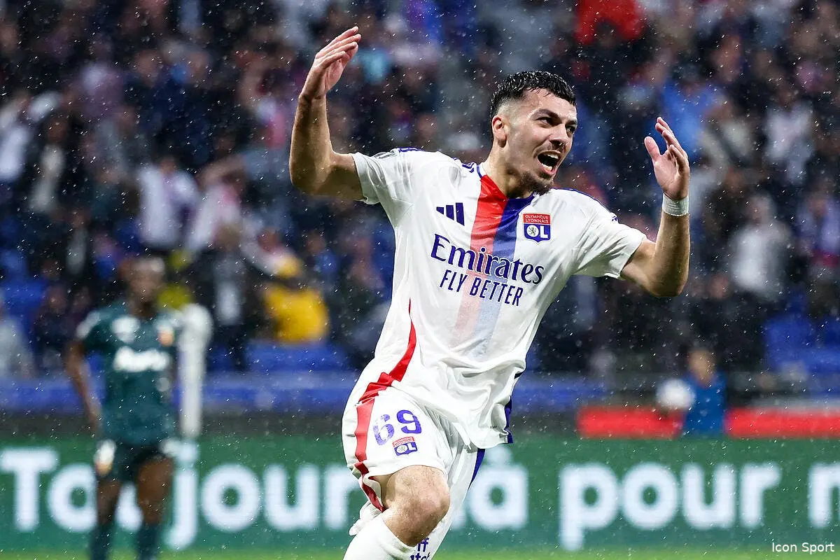 OL : Mikautadze, c'est décidé il reste