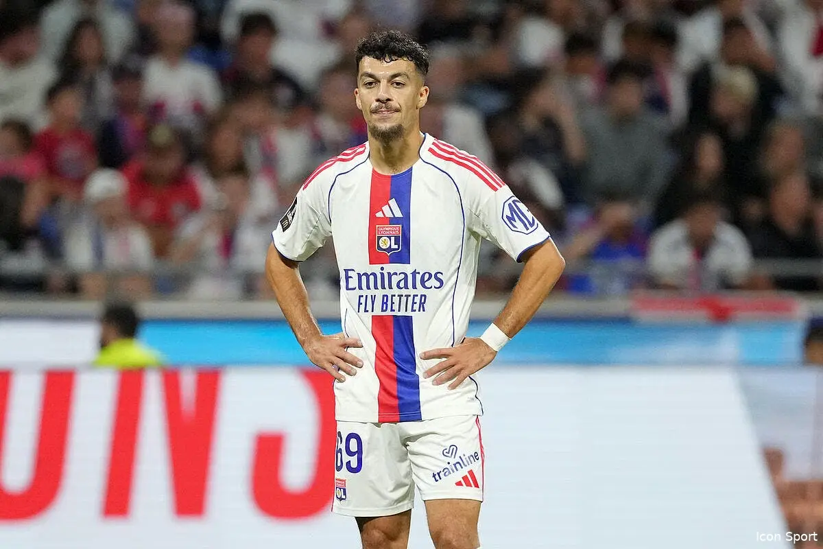 OL : Mikautadze se rate, un nouvel attaquant exigé