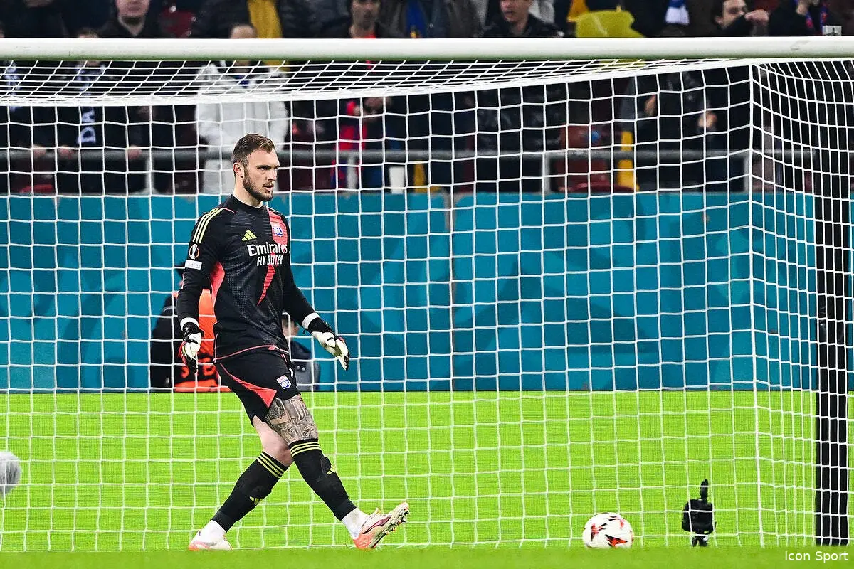 OL : Perri fait comme Alisson, les Lyonnais sont en feu