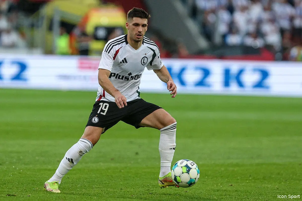 OL : Tagliafico fait capoter un transfert