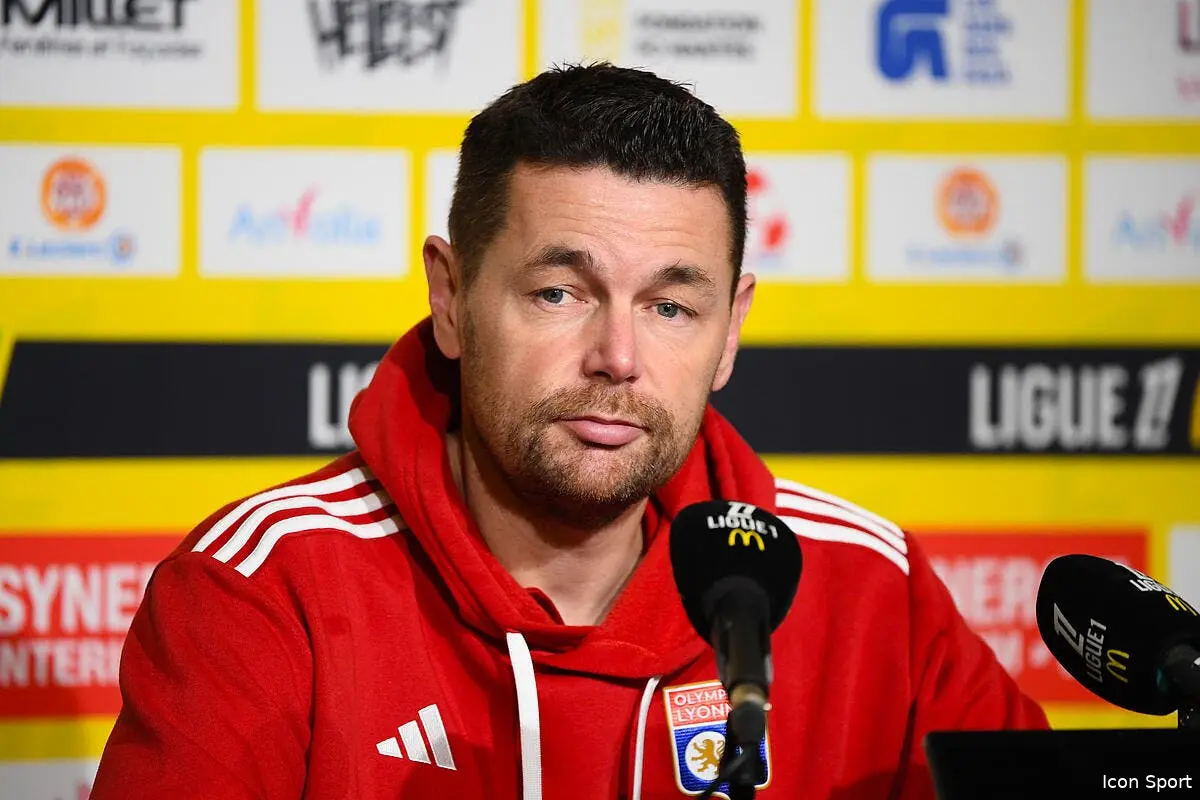 pierre sage bientot entraineur du fc nantes iconsport 250563 0210 391573