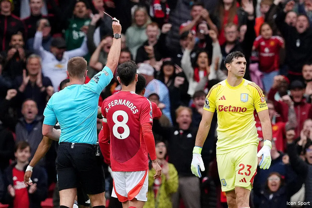 PL : Martinez et Villa virés de la Ligue des Champions