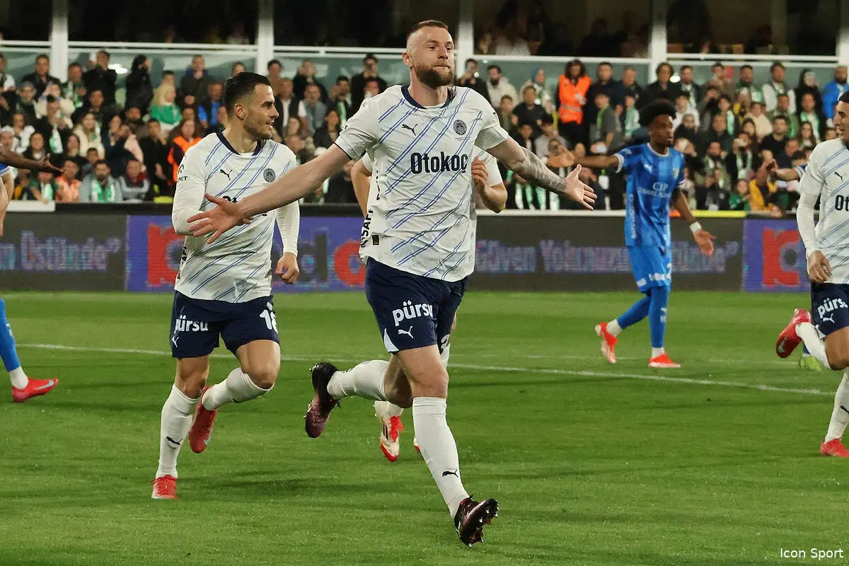 Deux ventes pour 20 ME, le PSG débouche le champagne
