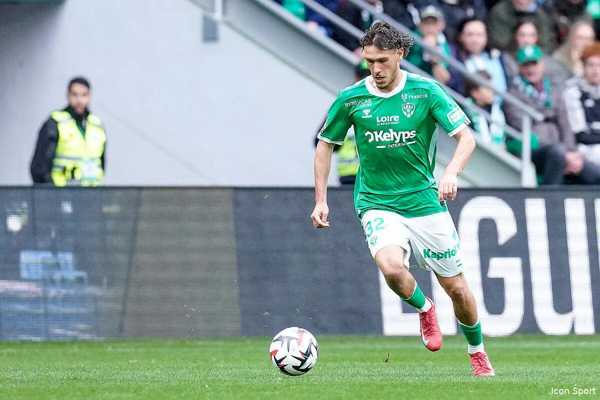 Stassin trop fort pour l'ASSE, il vide son casier