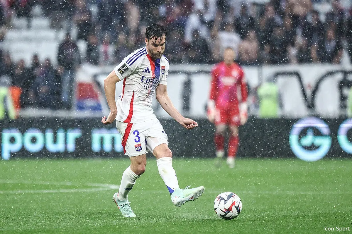 Tagliafico veut rester à l'OL, merci Gianni Infantino !
