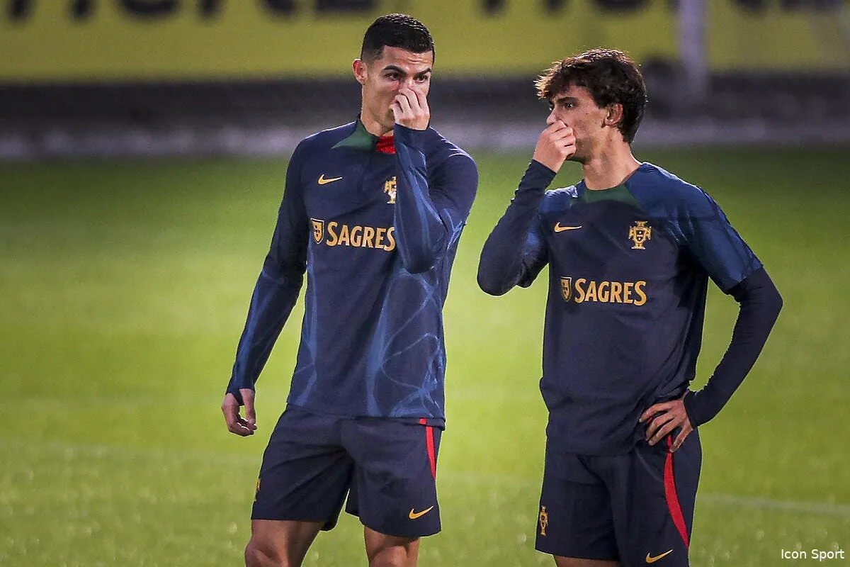 cristiano ronaldo et le geste polemique le portugal en feu icon ci sports 20221114 45318042 353566