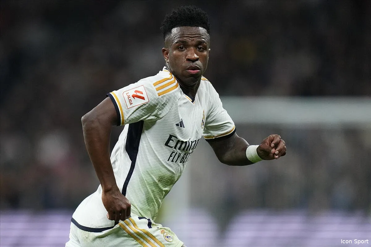 esp vinicius sacrifie mbappe fait perdre la tete au real icon ps 240121 148 370998