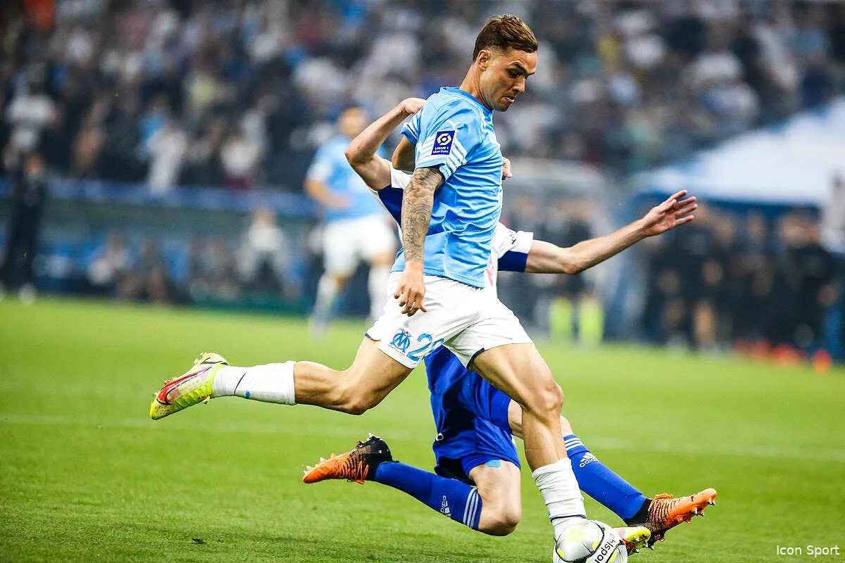 om un coup tordu signe marcelino au mercato icon d1r9902 2 362347