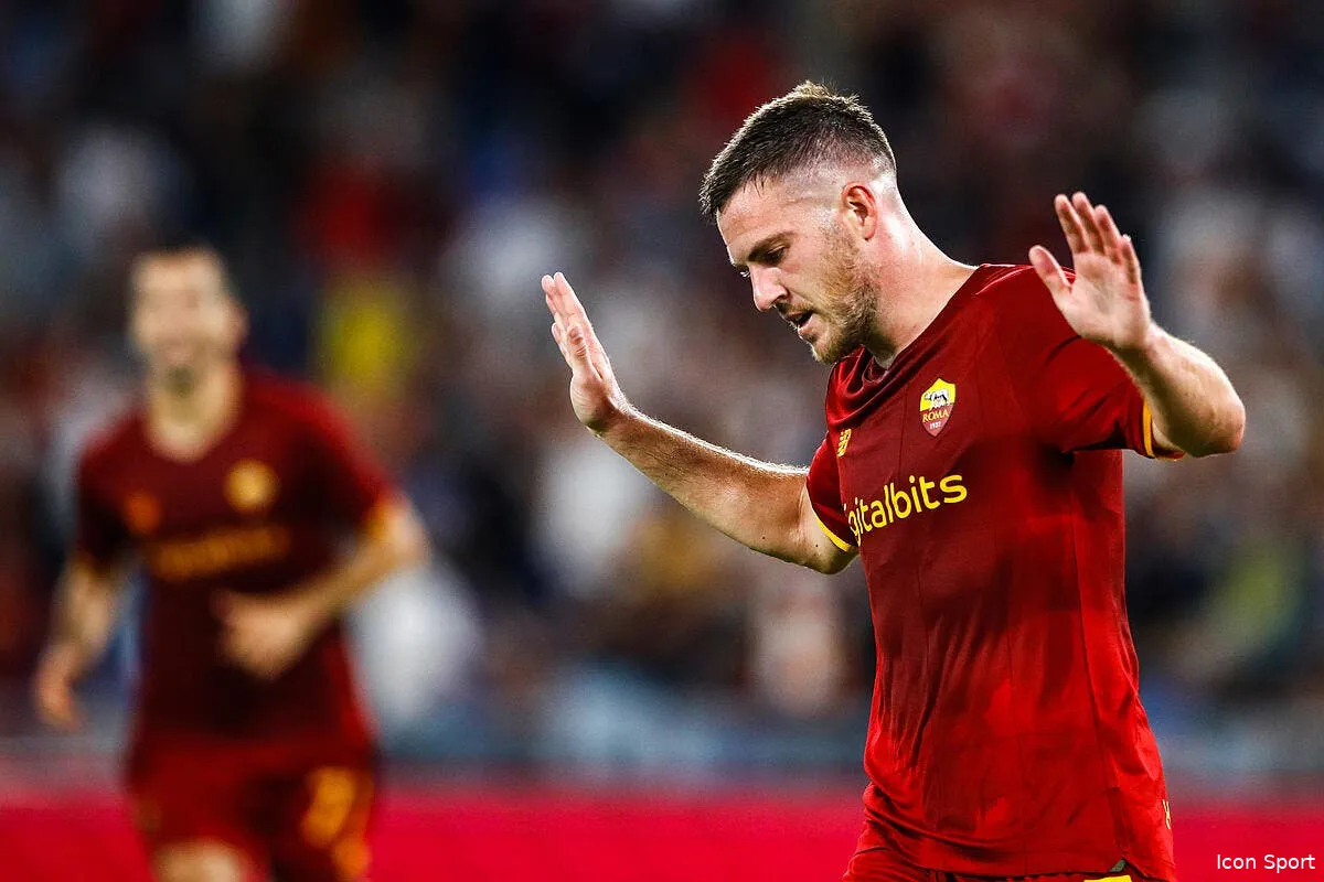 om veretout arrive longoria snobe les contestataires icon 063 romfio20210822 69 347125