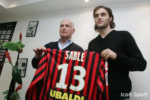 sable apporter ma pierre a l edifice 17744