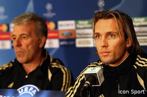 zenden liverpool c est le match cle 12767