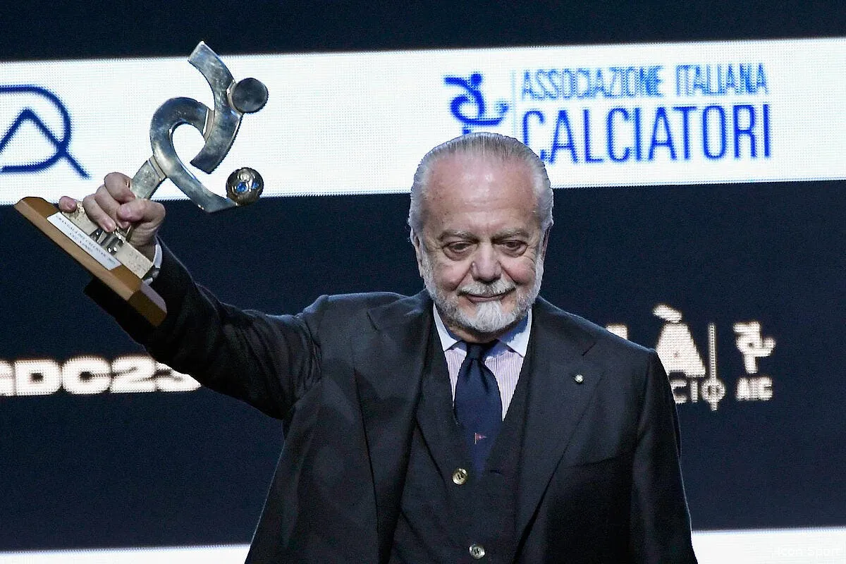 10me pour eliminer le barca la prime folle offerte par naples iconsport 183377 0023 373070