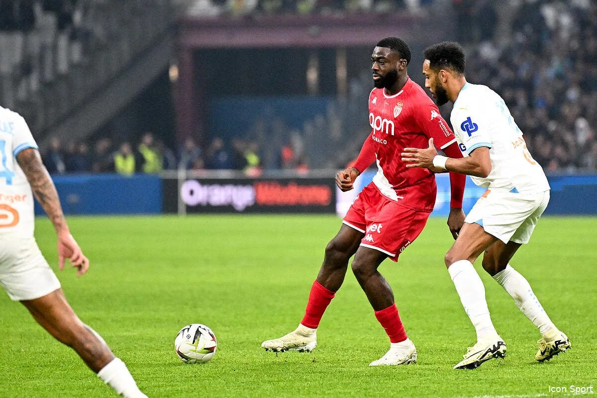 a 9 contre 11 monaco frustre un om maladroit icon ab9 7009 371150