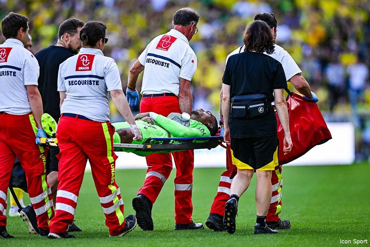 alban lafont craint une blessure serieuse icon bap 130823 93 074 364089