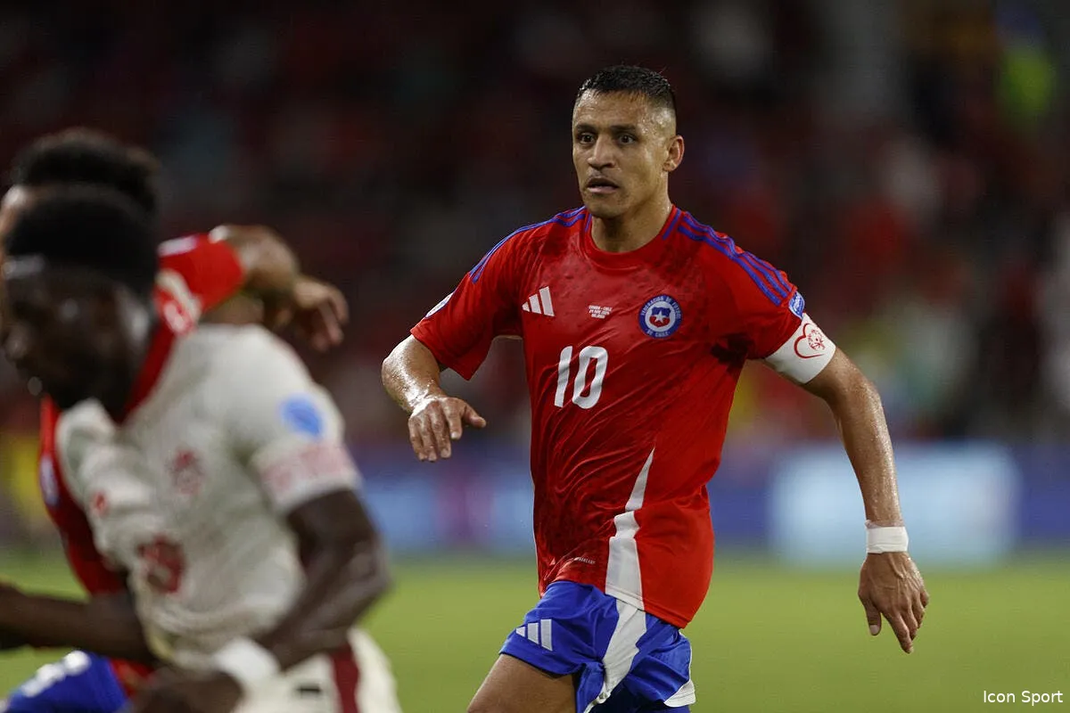 alexis sanchez s eloigne de l om iconsport 233336 0042 378890