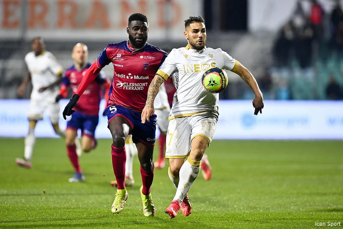 algerie andy delort interpelle a clermont icon dim 3539 328633