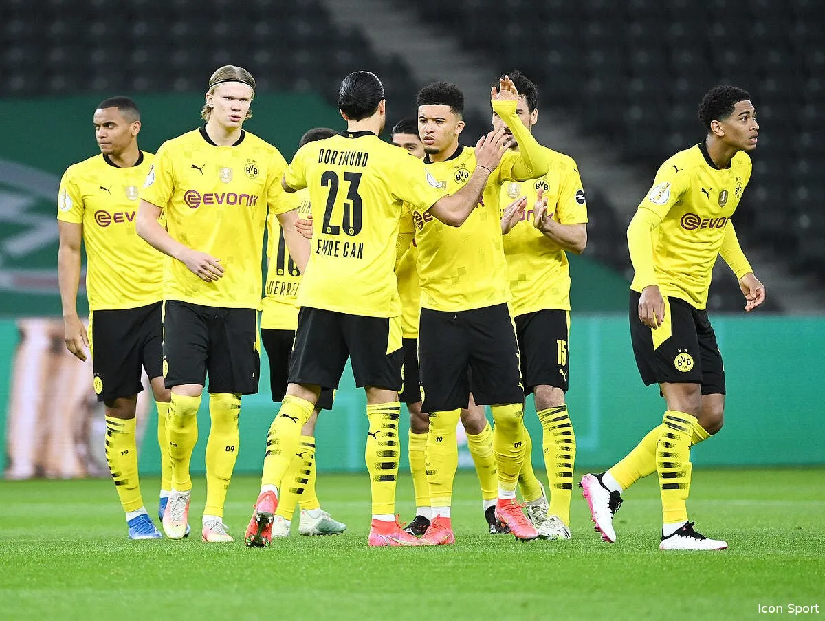 all haaland et sancho offrent la coupe a dortmund icon 142557405 314059