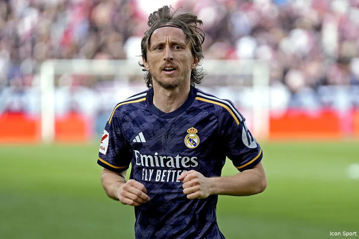 ancelotti et le real offrent un role cle a modric icon ps 240218 029 372184