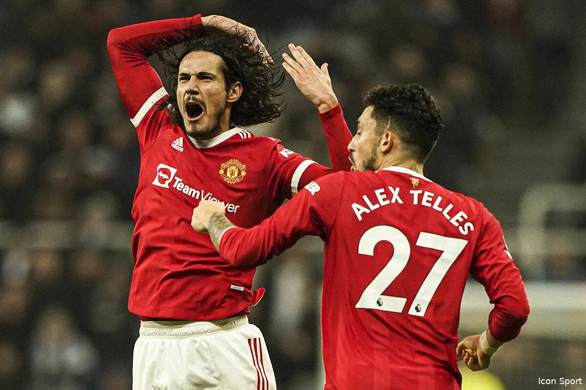 ang cavani evite le pire pour manchester united icon 016746 0061 331155