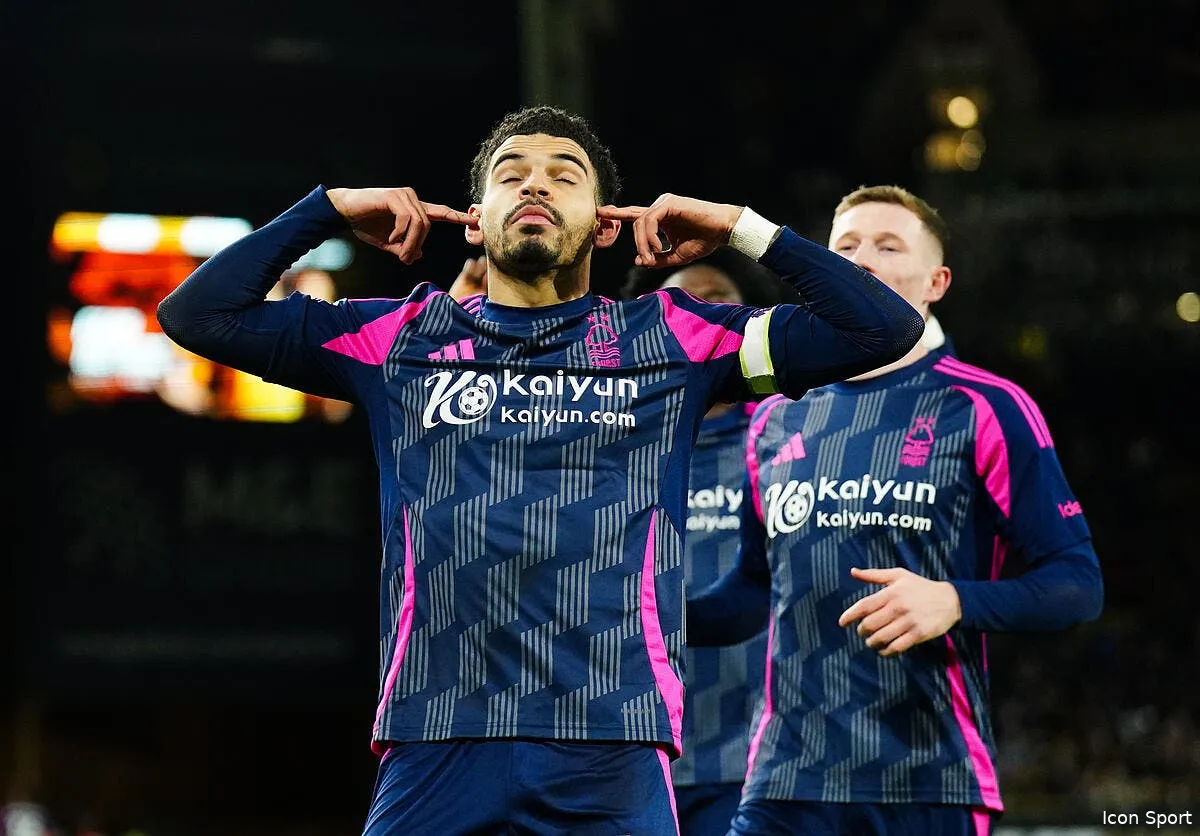 ang nottingham forest revient a la hauteur d arsenal iconsport 248699 0031 386394