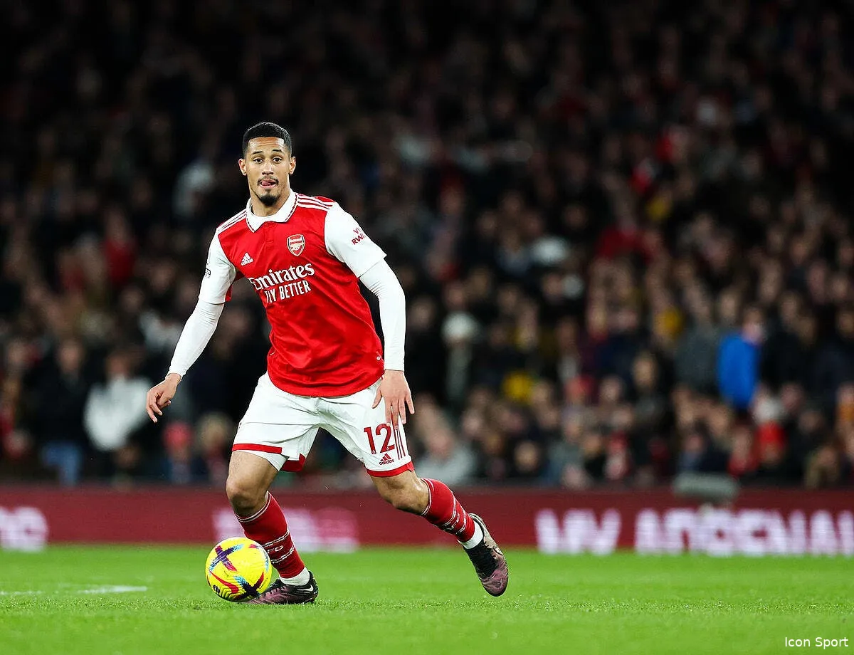 ang un ex de l om dans le onze officiel de la premier league icon spi dk 062 arsenal v everton 360056