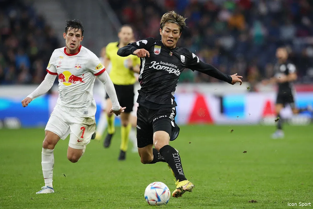 apres le gardien l ol vise un deuxieme nakamura icon gepa 20221001 101 125 0013 361728