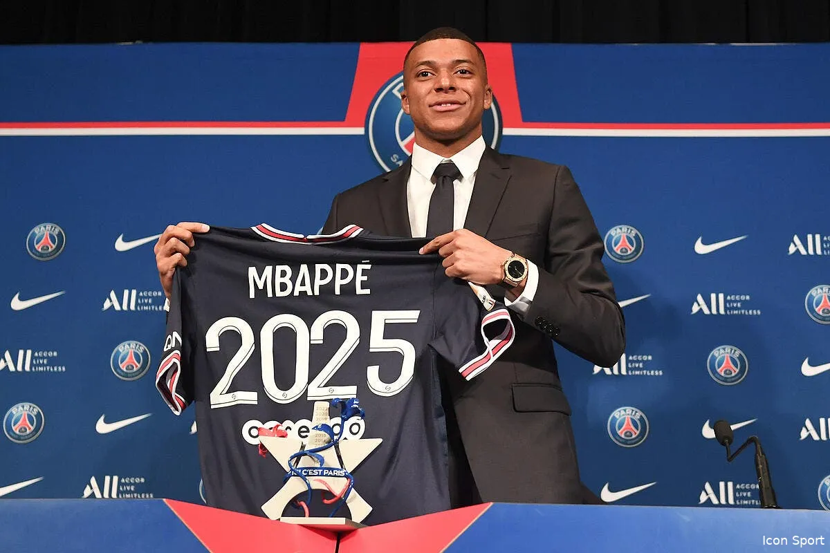 apres son choix de rester au psg kylian mbappe perd deja gros icon pl5 6199 341981