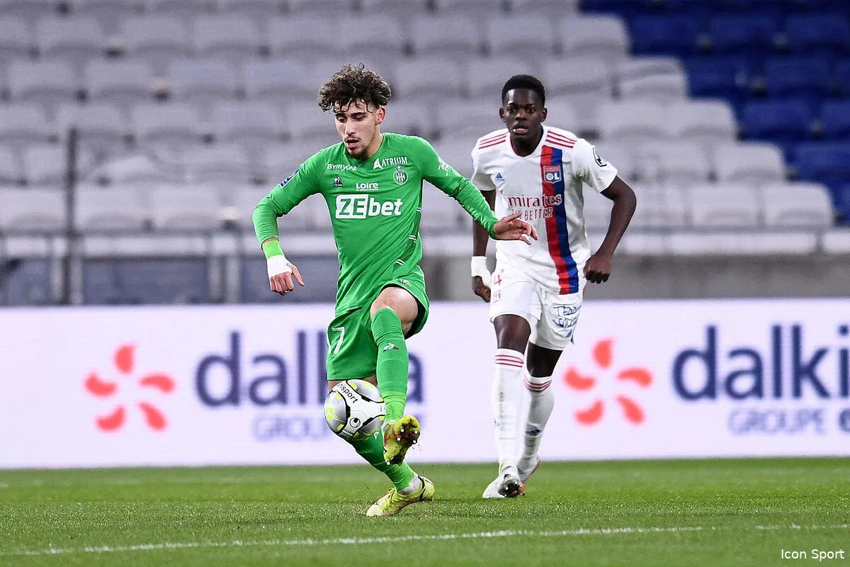 asse aouchiche demande le divorce icon 023508 0206 333567