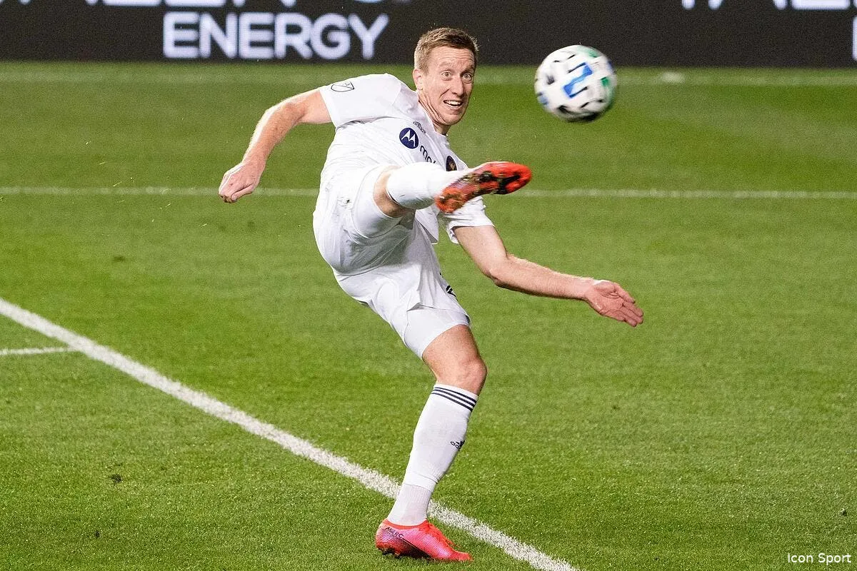 asse beric ose le critiquer puel riposte icon sipausa 31253749 308141