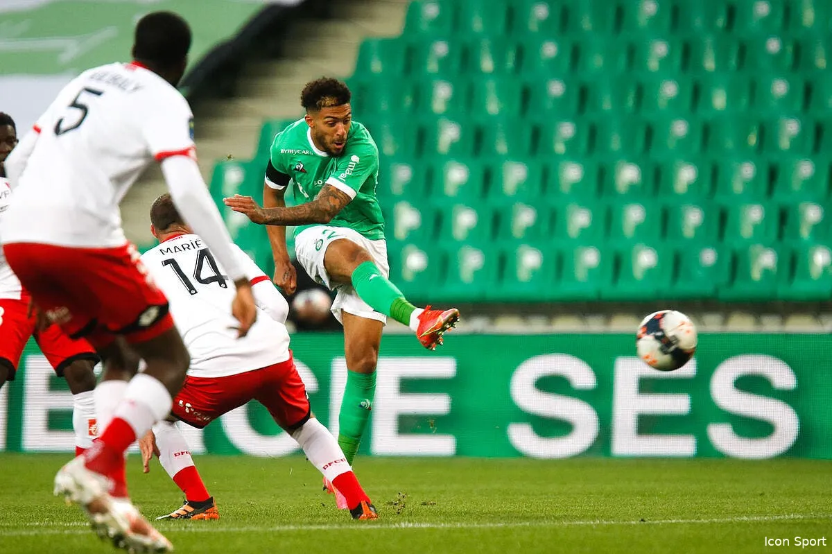 asse la surprise l om s attaque a bouanga icon 25i2897 copie 318401