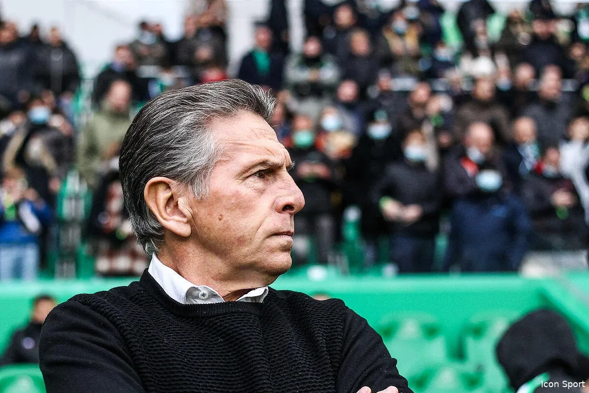 asse puel revient a saint etienne pour recuperer son cheque icon jpiv1705 330245