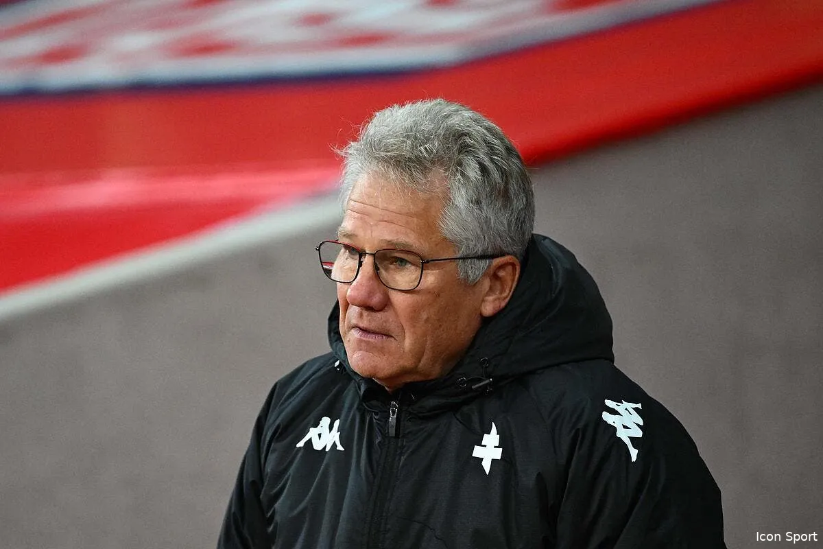 attaque laszlo boloni craque avec un journaliste de canal icon dib 031223 10 30 372410