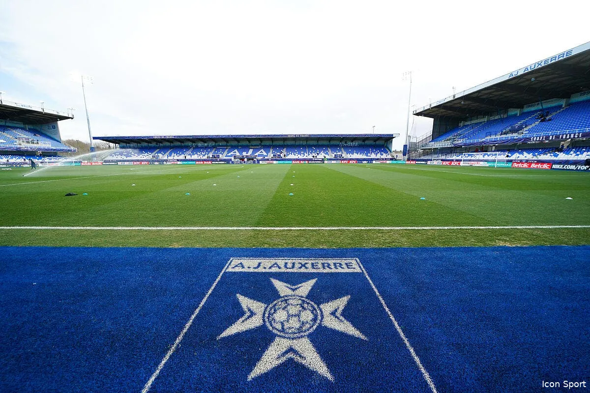 auxerre losc les compos 21h05 sur dazn 1 iconsport 247786 0009 386600