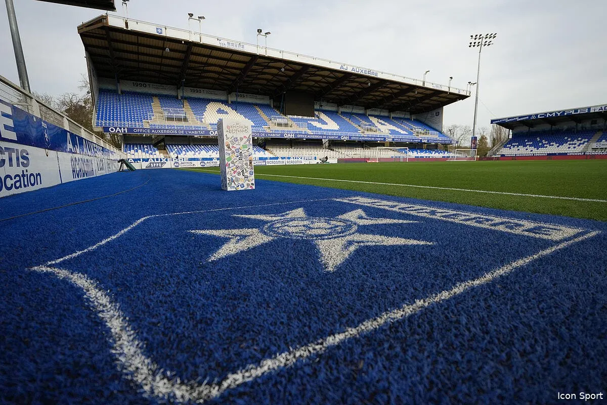 auxerre psg les compos 21h sur dazn iconsport 245270 0244 384957