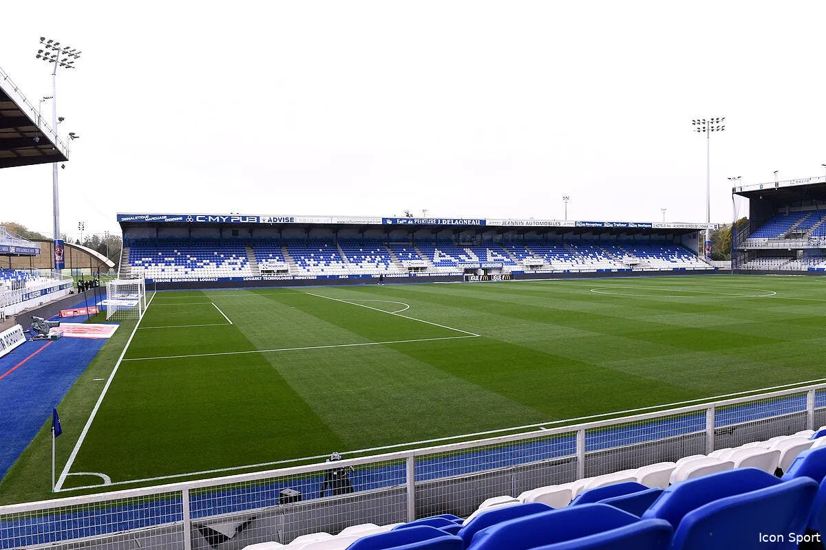 auxerre rennes les compositions 17h sur dazn 1 iconsport 243567 0034 383401