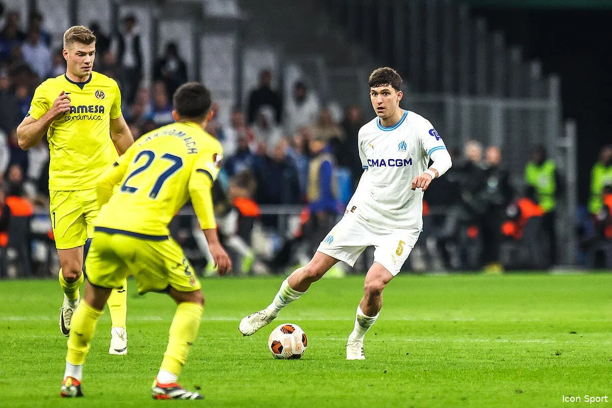 balerdi affole le mercato l om pose les barbelees iconsport 195147 0261 373147