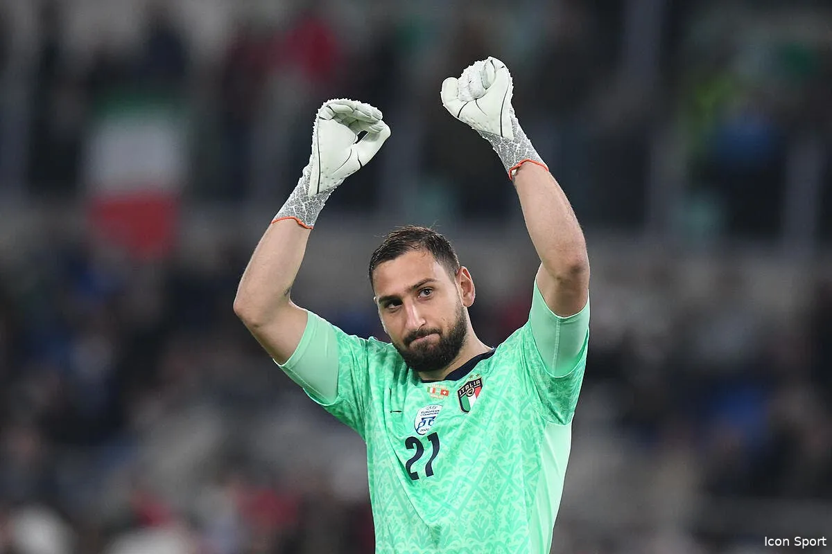 ballon d or donnarumma remporte le trophee yachine icon 003724 0015 329155