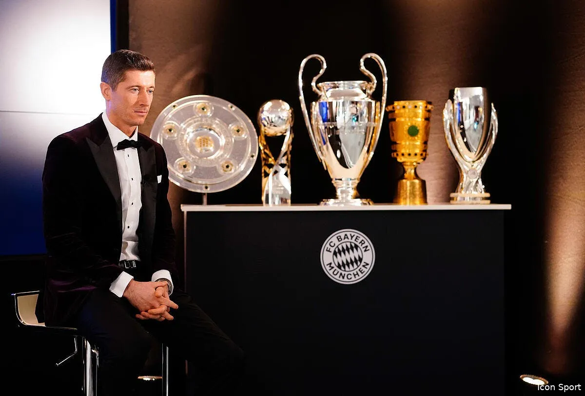 ballon d or lewandowki donne vainqueur icon 138264243 328593