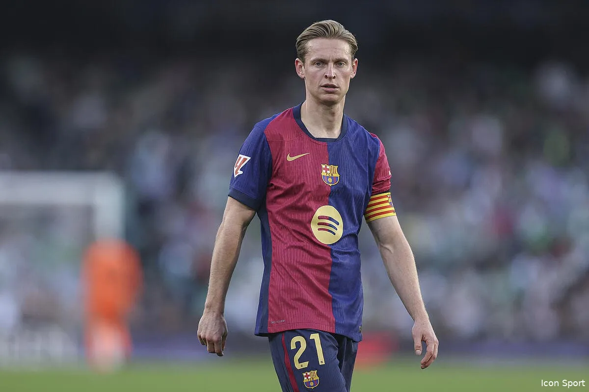 barca frenkie de jong regarde enfin ailleurs iconsport 246754 0048 385942