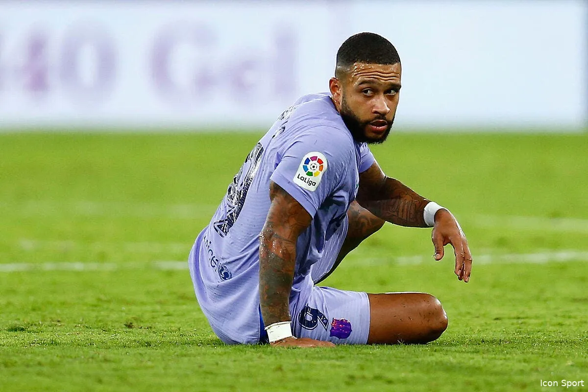 barcelone deja des doutes sur memphis depay icon ap 210923 075 324543